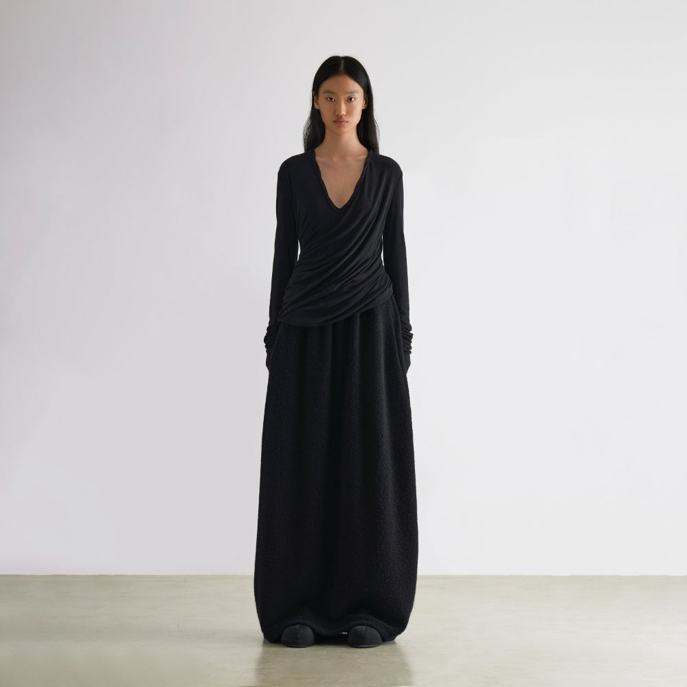 YUEXLIANG Simple Rotated Pleated V-Neck Long Sleeve Top