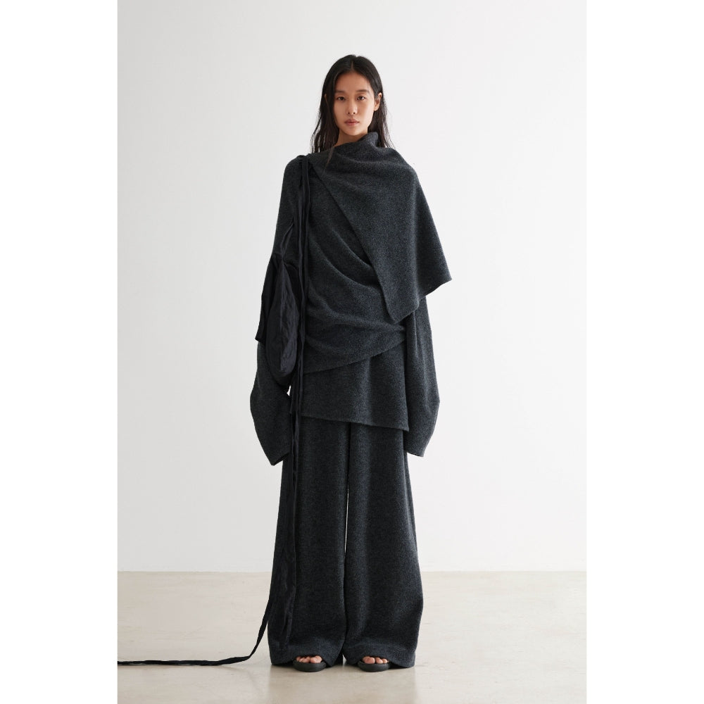 YUEXLIANG Multi-layered fold-over collar asymmetrical grainy fleece sweatshirt