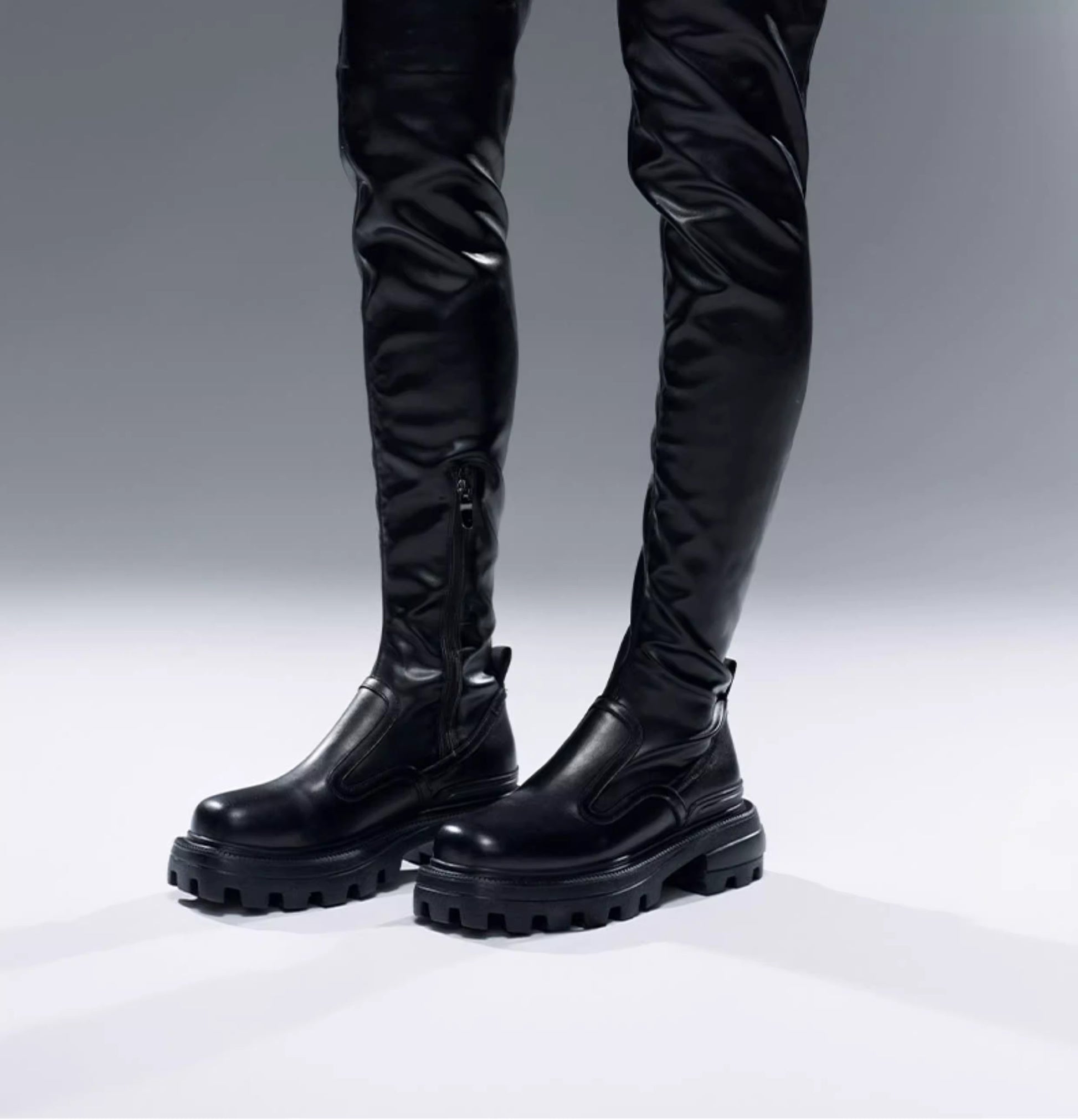 DAPHNELAB [Sugar Cube] Over-the-Knee Boots