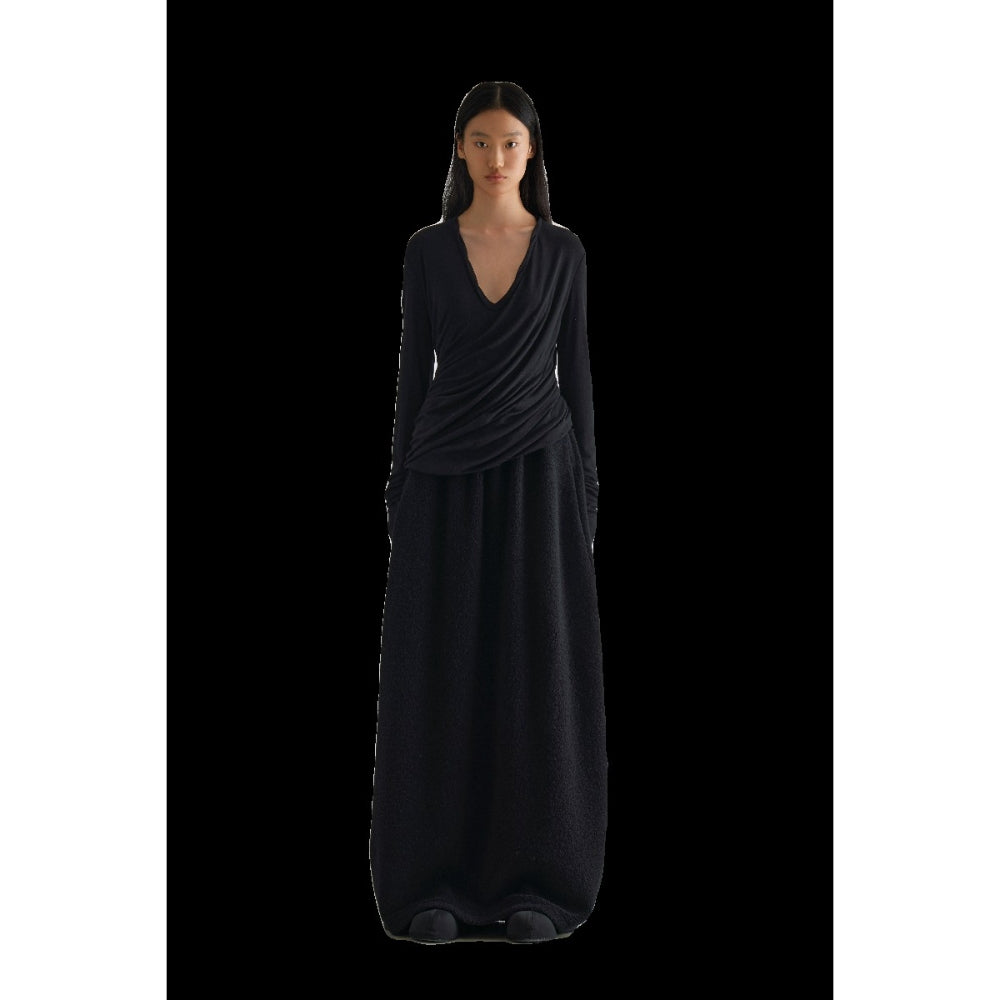 YUEXLIANG Simple Rotated Pleated V-Neck Long Sleeve Top