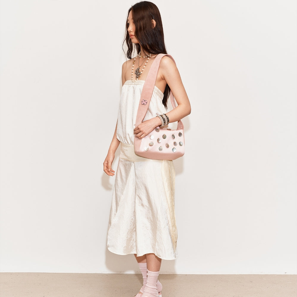 MEDIUM WELL Shell Crossbody Bag