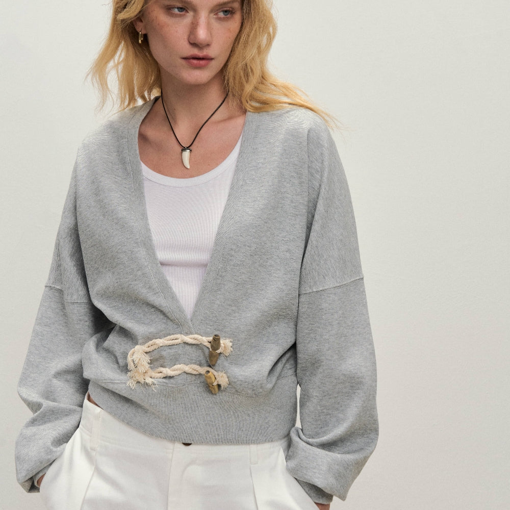 Dpercent丨Large V-neck high-end short loose large V-neck horn button gray long-sleeved sweatshirt top