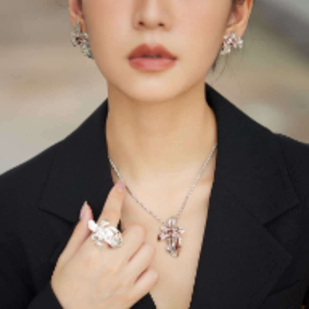 MFOW Flower Ring