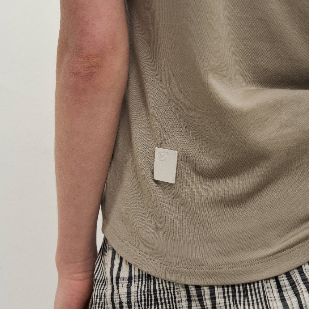 Dpercent丨Tencel light raglan sleeves/slanted shoulder short sleeve T-shirt