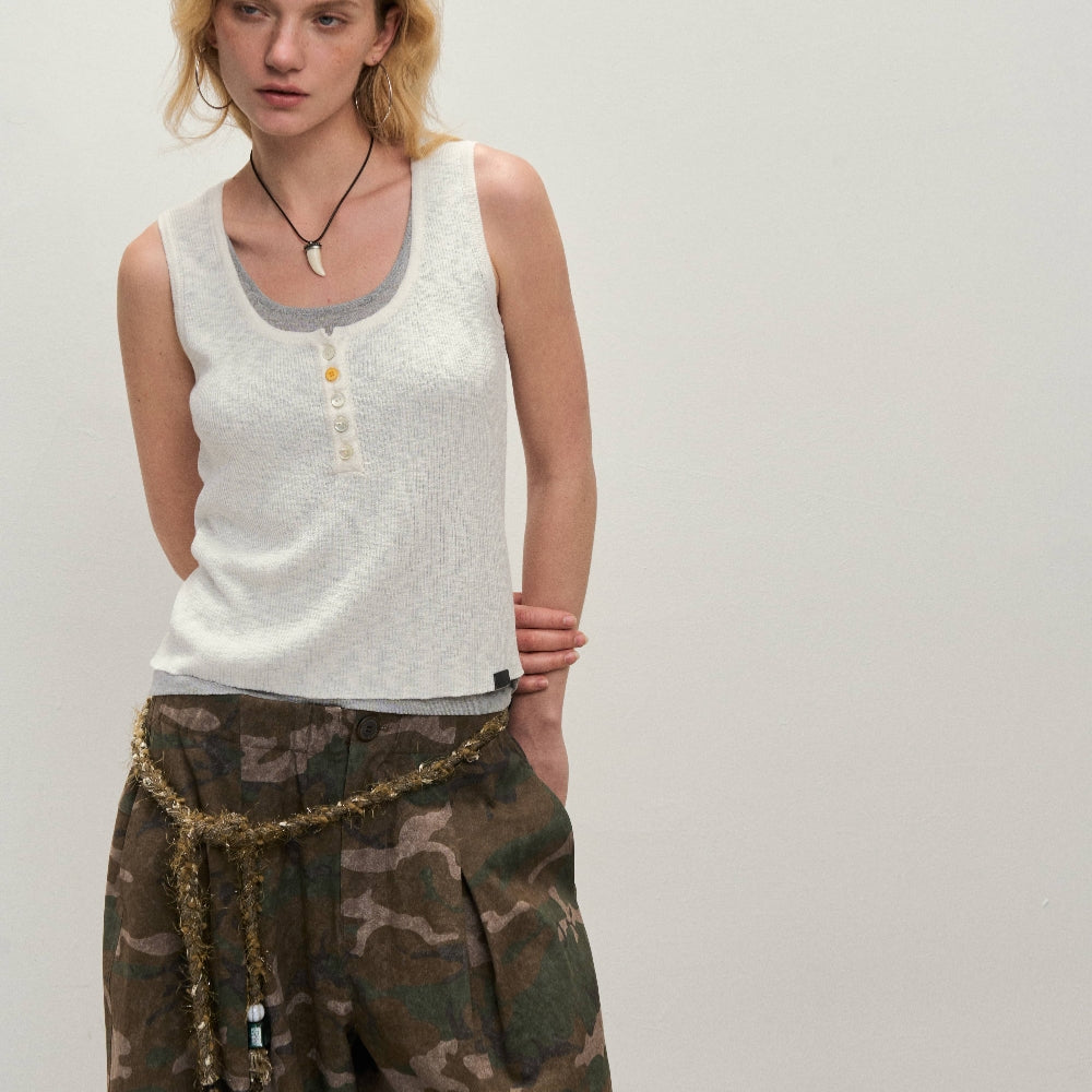 Dpercent丨U-neck contrast color wide shoulder fake two-piece layered woven vest
