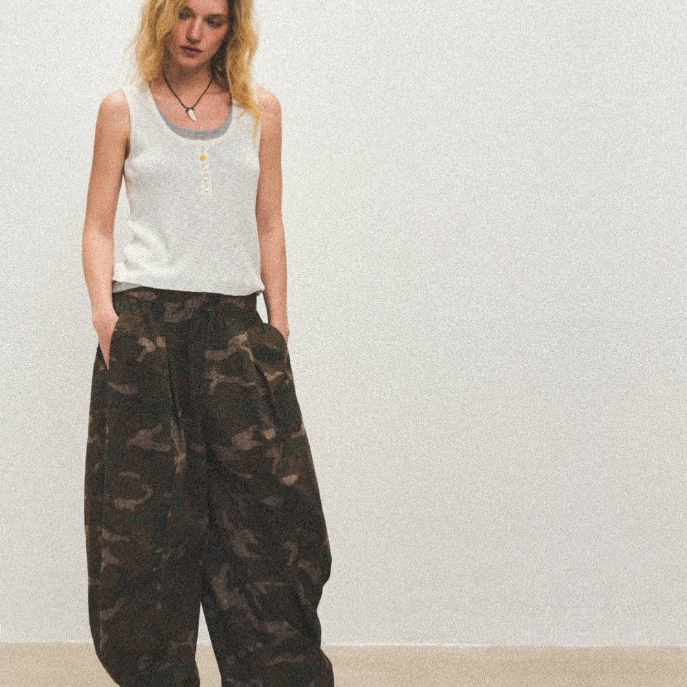 Dpercent丨U-neck contrast color wide shoulder fake two-piece layered woven vest
