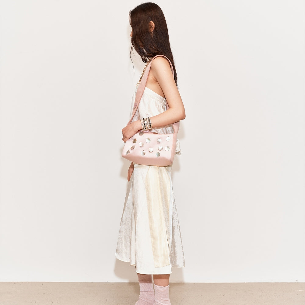MEDIUM WELL Shell Crossbody Bag