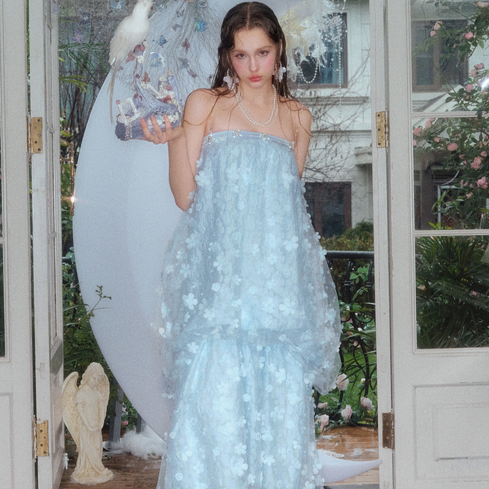 Three Quarters Cut Flower Hand-Sewn Pearl Flower Tube Dress