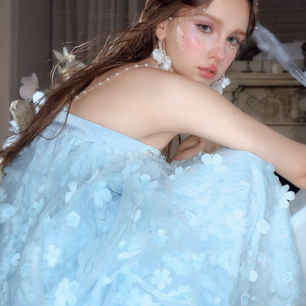 Three Quarters Cut Flower Hand-Sewn Pearl Flower Tube Dress