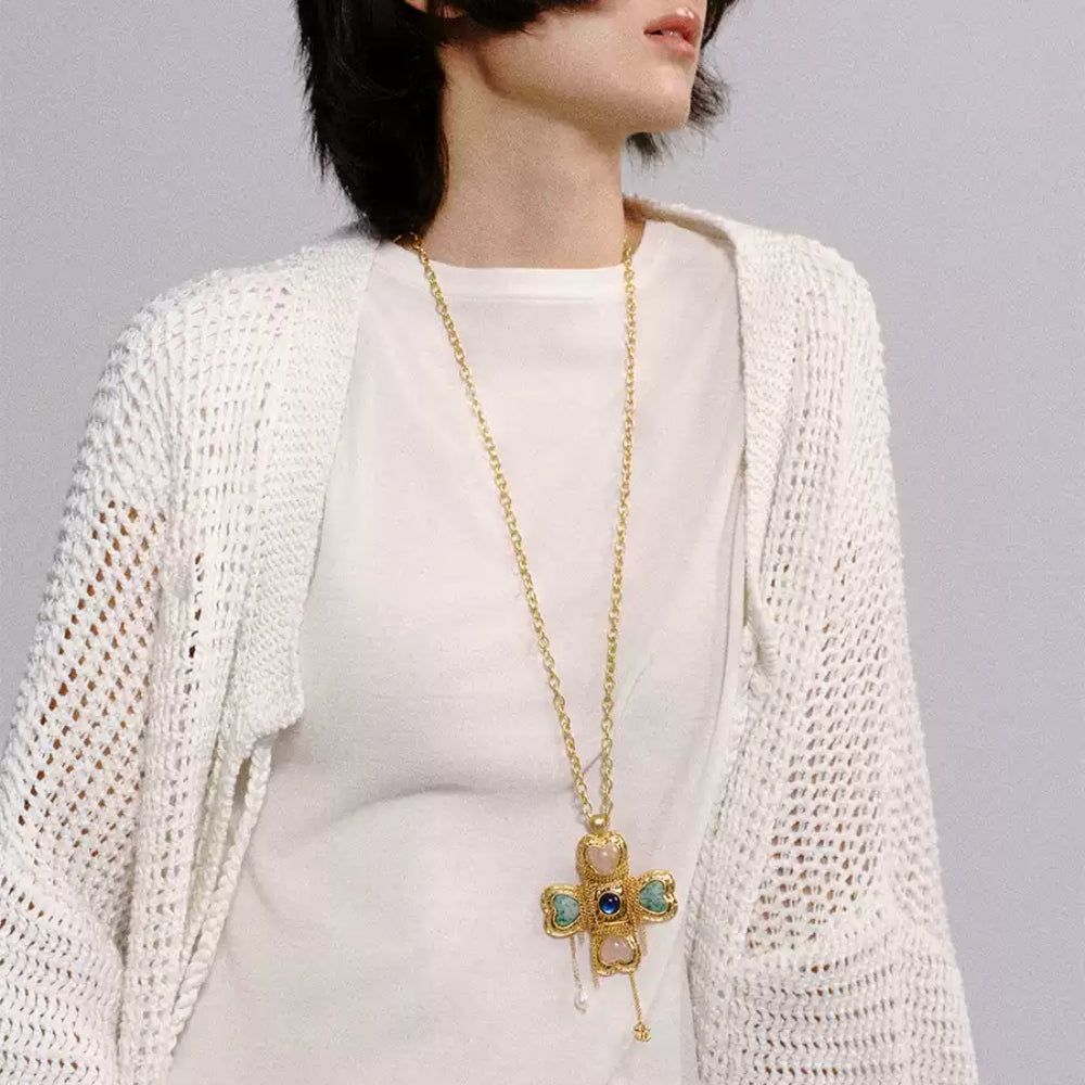 tokokkino Crystal Bow Necklace