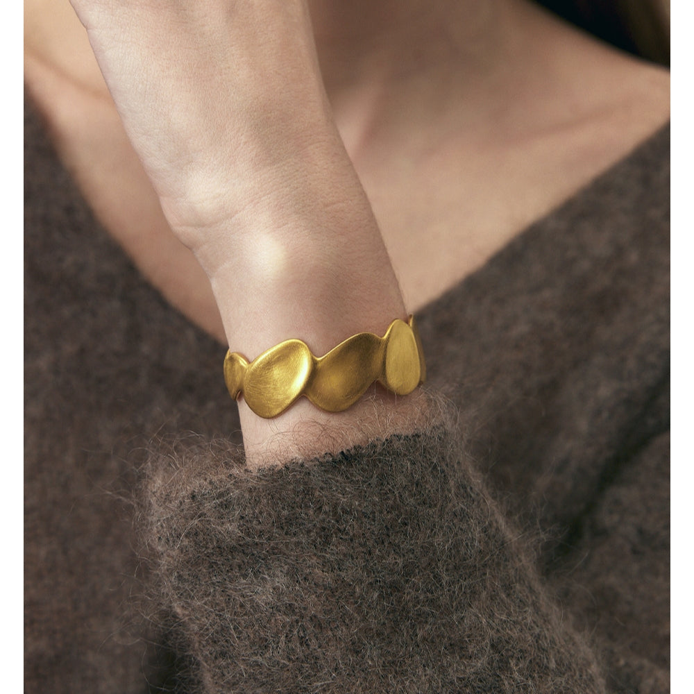 MONSECRET Wide Cuff Bracelet