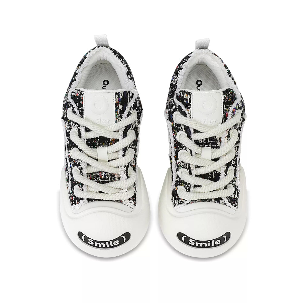 Ouder smiler open smile canvas shoes black