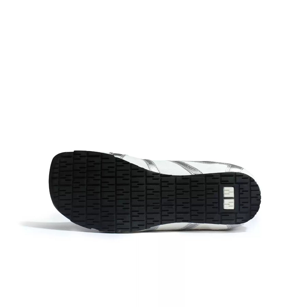 Square-Toe Sneaker white