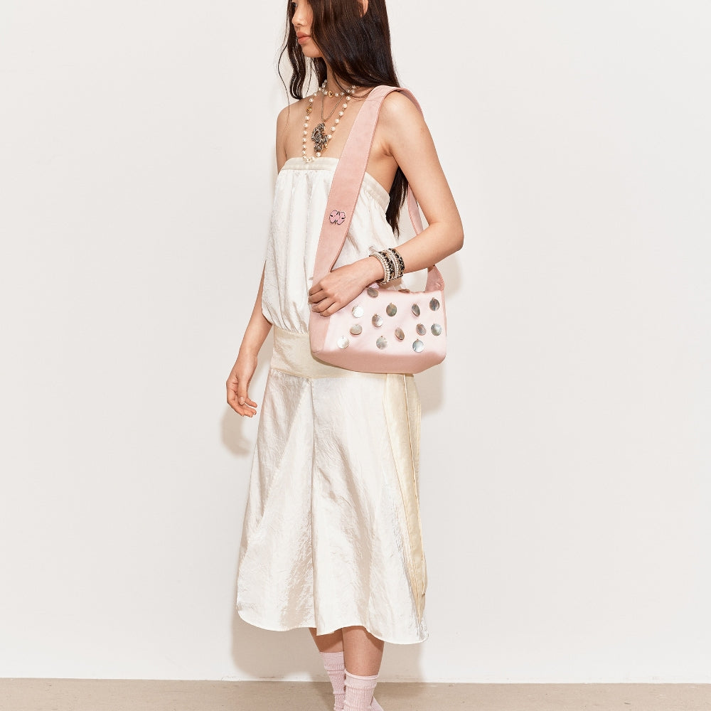 MEDIUM WELL Shell Crossbody Bag