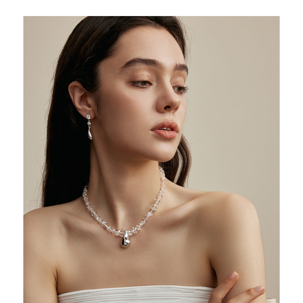 MONSECRET Crystal Drop Necklace