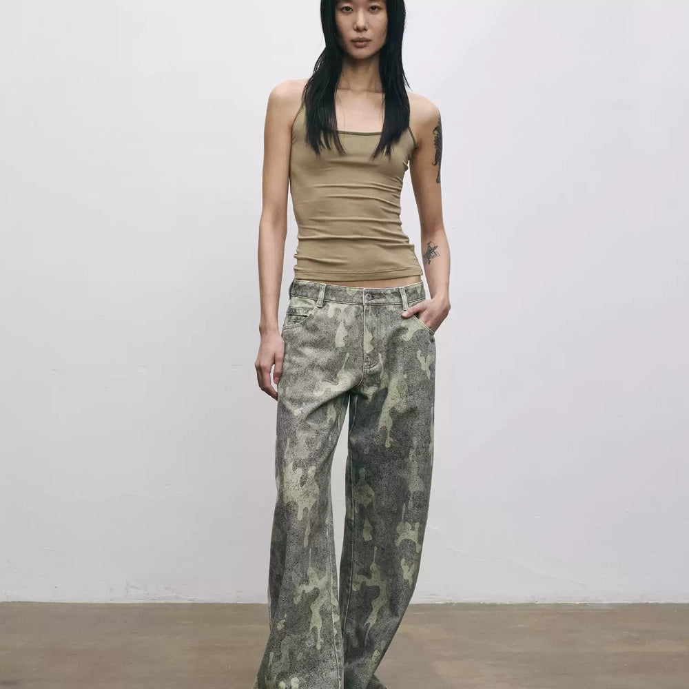 SANFRONTIERES Hand-Painted Camo Jeans