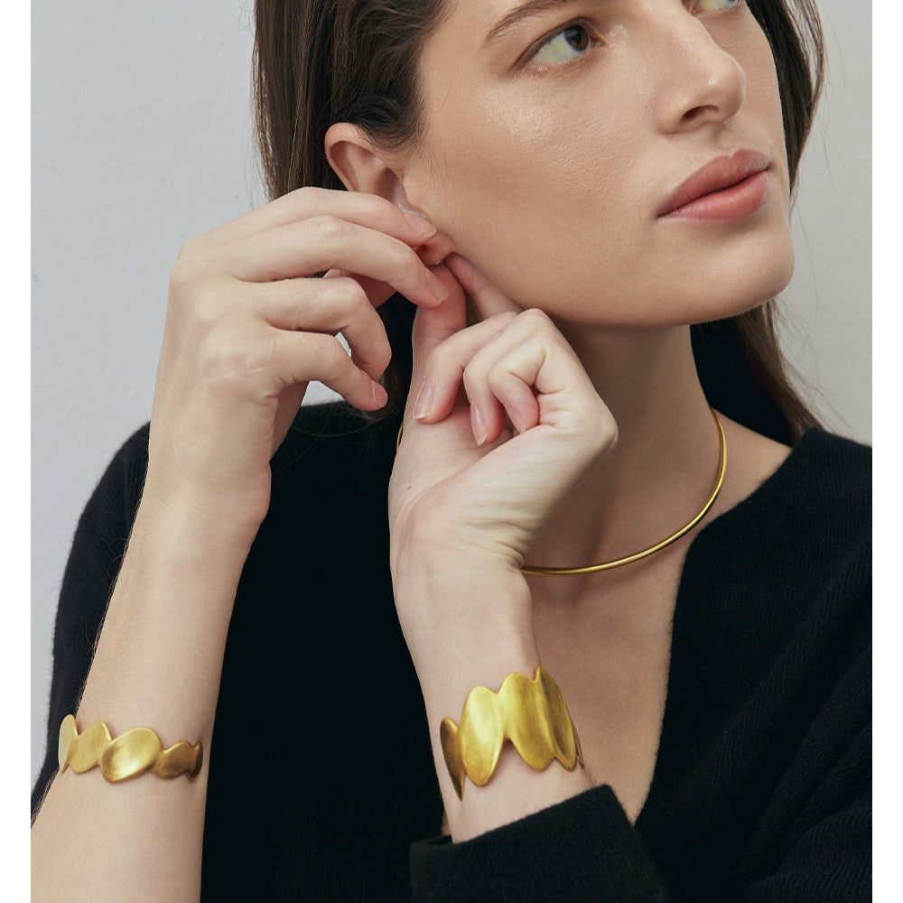 MONSECRET Wide Cuff Bracelet