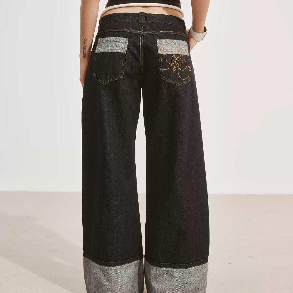 MEDIUM WELL Logo-embossed Jeans