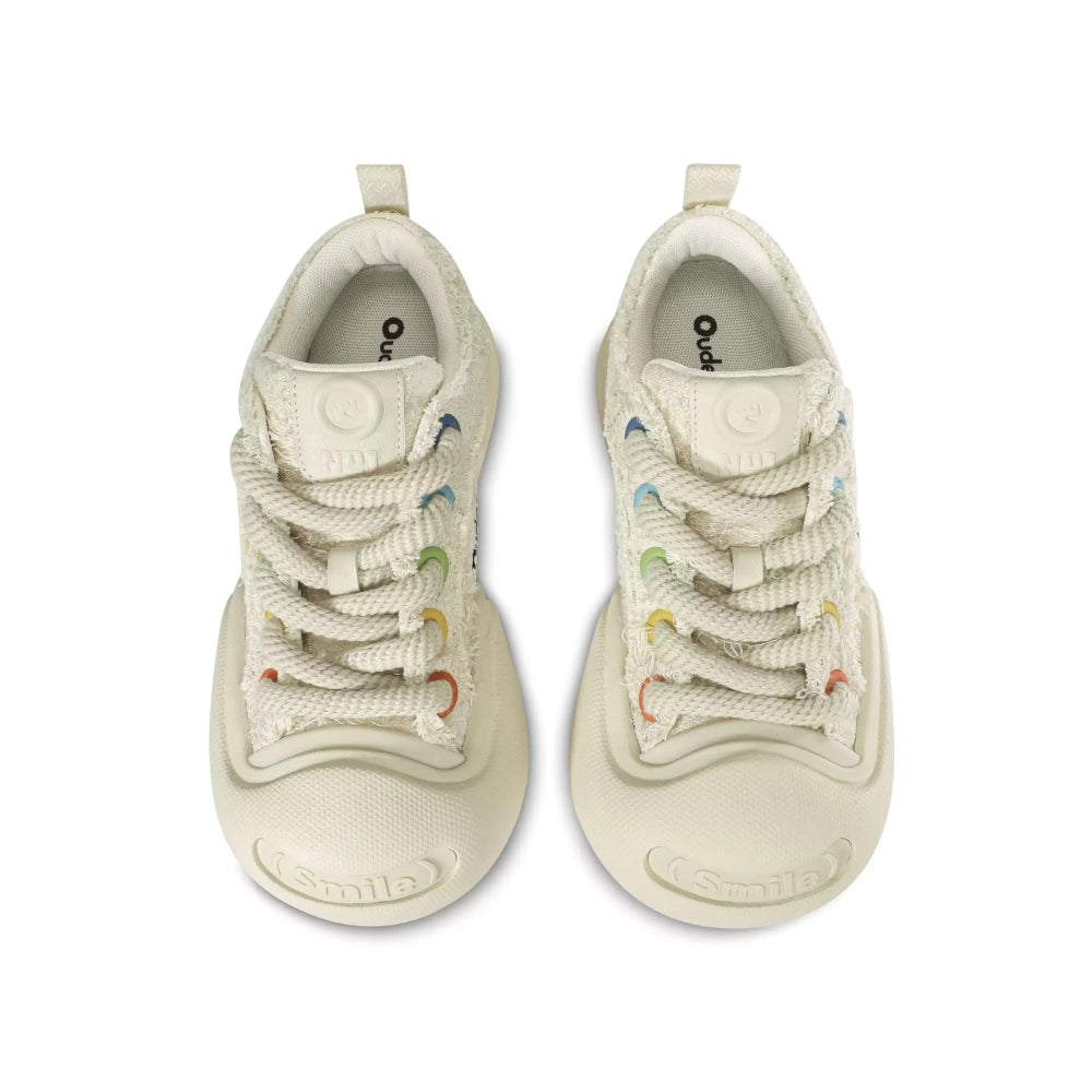 Ouder smiler open smile canvas shoes white