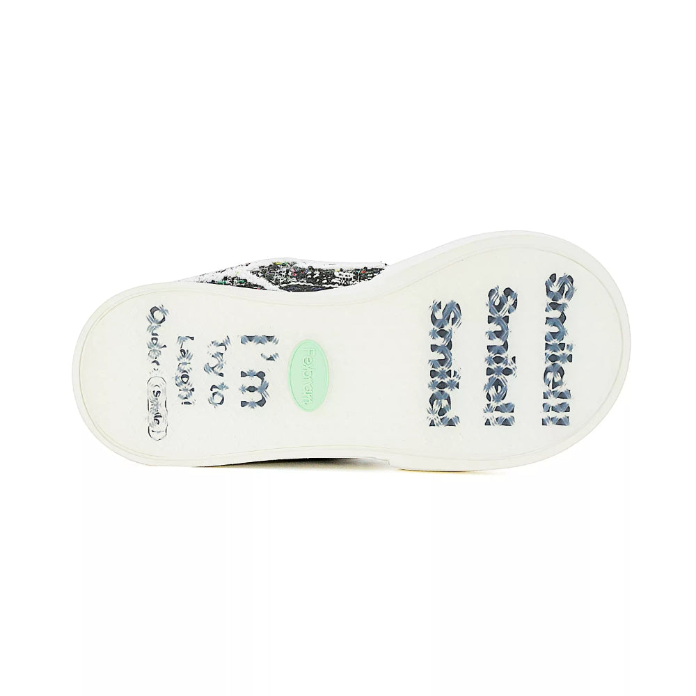 Ouder smiler open smile canvas shoes black