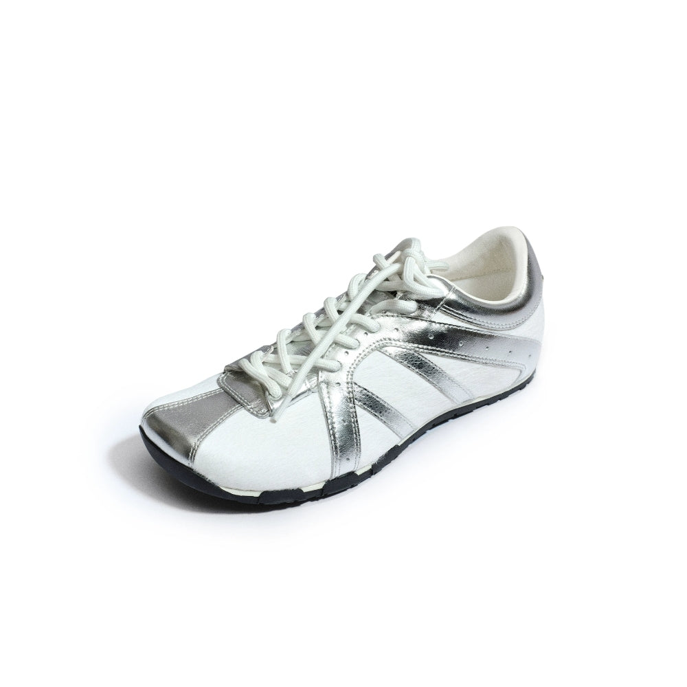 Square-Toe Sneaker white