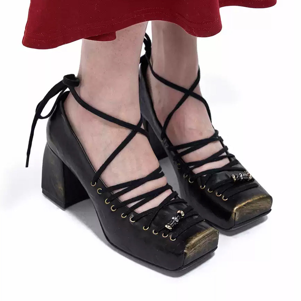 ARCADIAGYAL Chunky Square-Toe Pumps