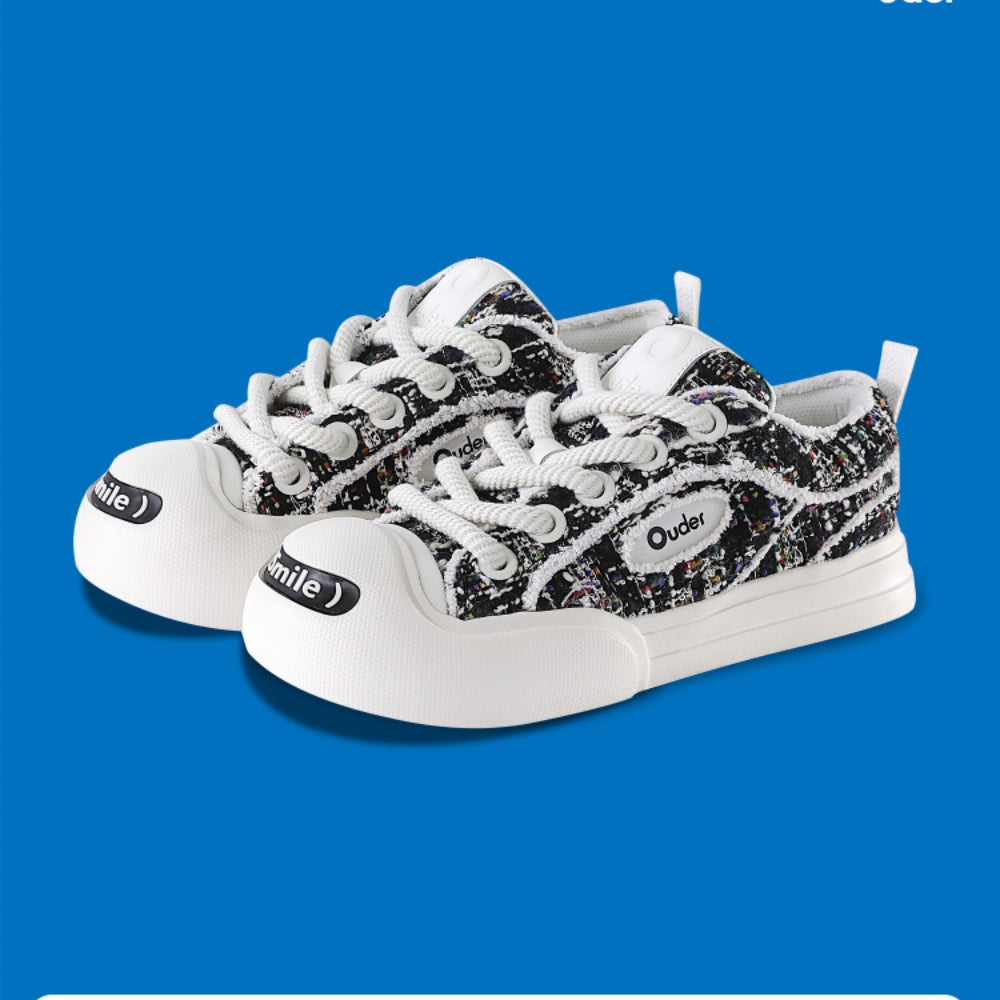 Ouder smiler open smile canvas shoes black