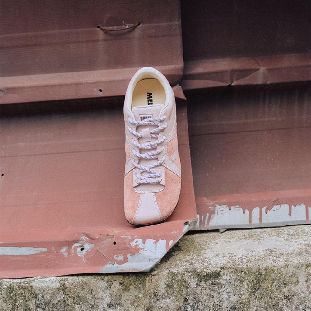 Square-Toe Sneaker pink