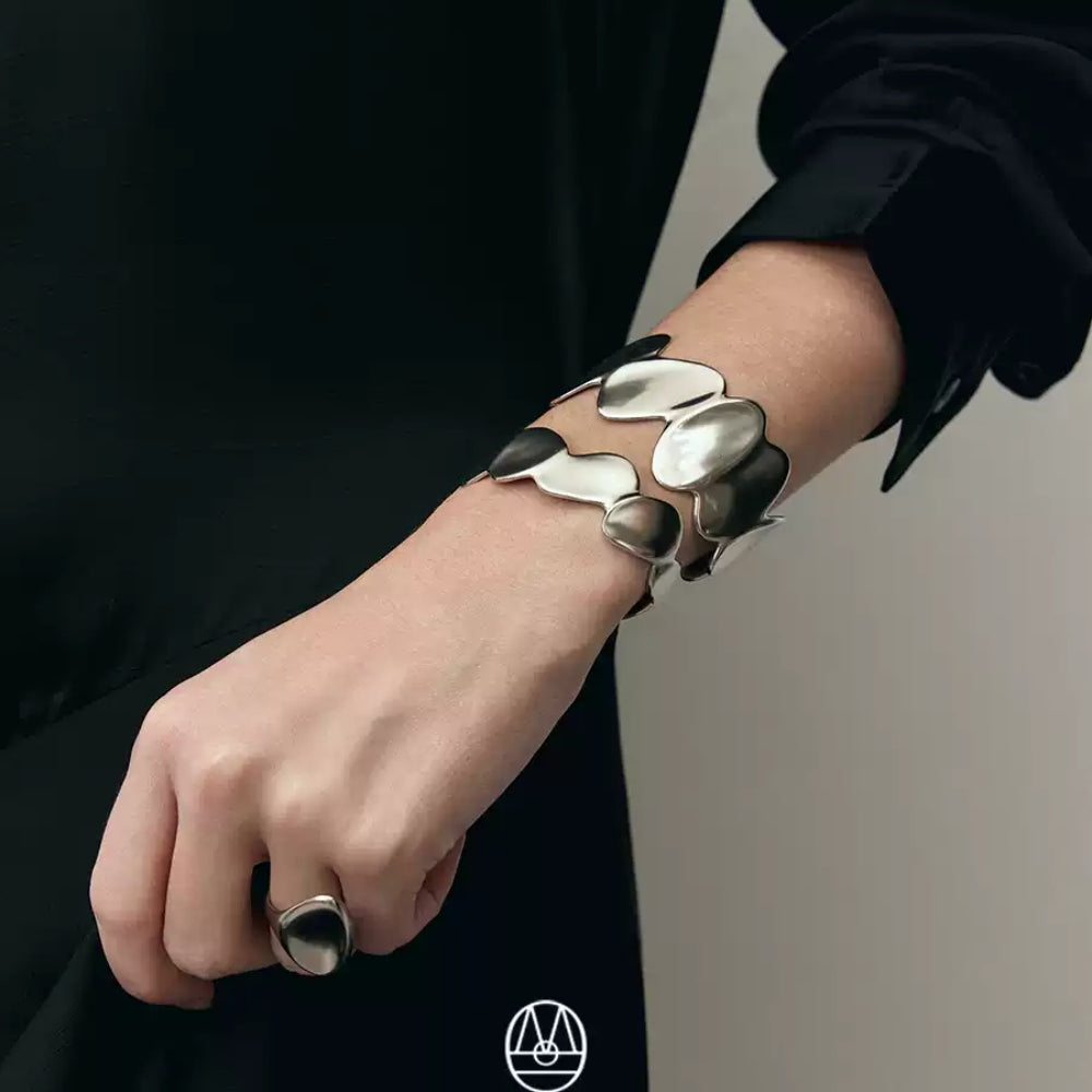 MONSECRET Wide Cuff Bracelet