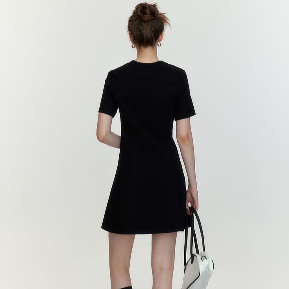 Three Quarters embroidered bow skirt