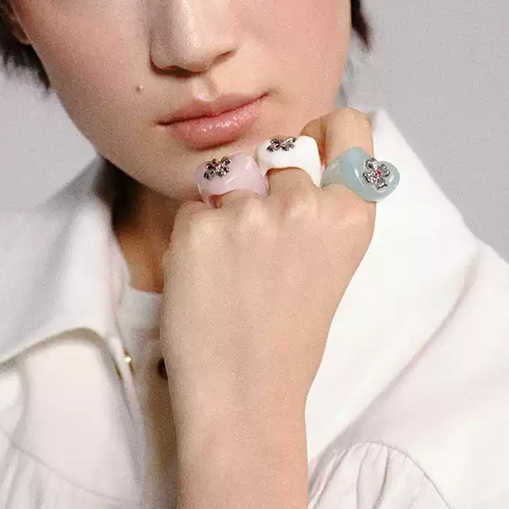 tokokkino Acrylic Heart Ring